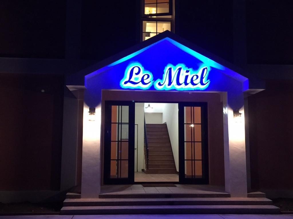 Lei Mi Er Hua Yuan Min Su Apartamento Pinghe Exterior foto